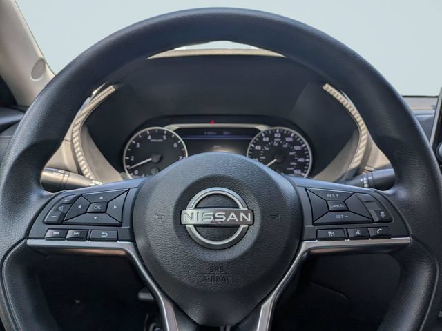 Used 2025 Nissan Sentra SV FWD image 28