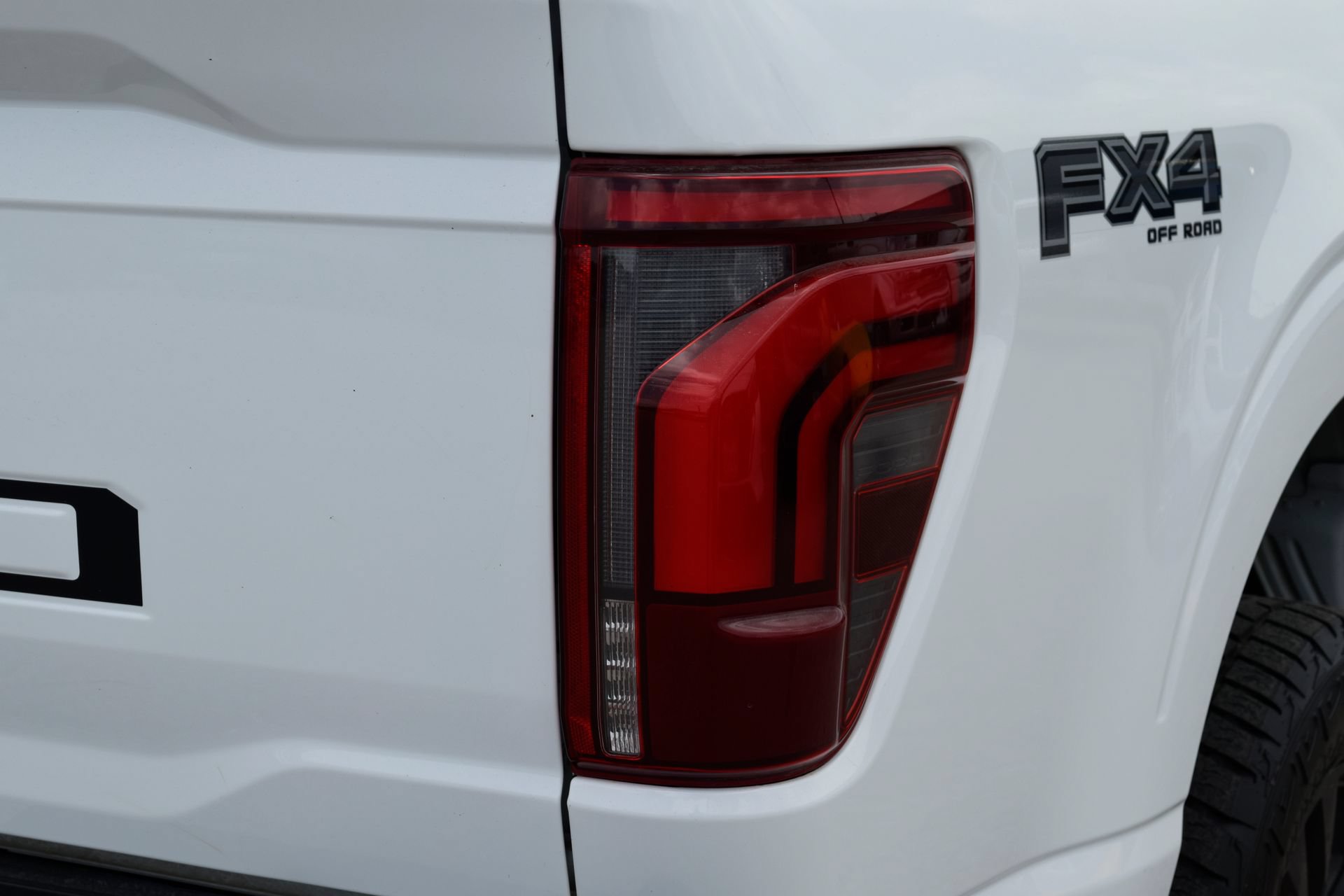 Used 2024 Ford F150 Lariat w/ FX4 Off-Road Package AWD/4WD image 20