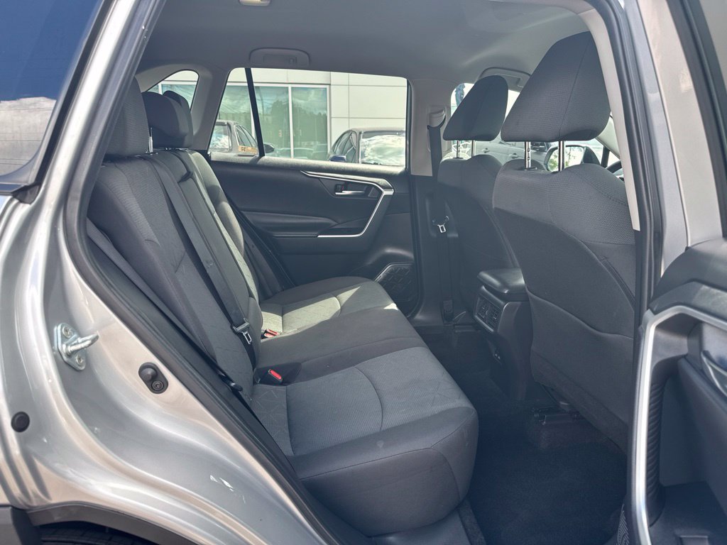 Used 2024 Toyota RAV4 XLE AWD/4WD image 21