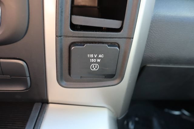 Used 2015 RAM 1500 Big Horn RWD image 33
