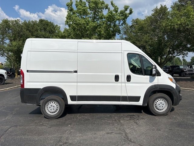 New 2024 RAM ProMaster 1500 w/ Safety Group FWD image 4