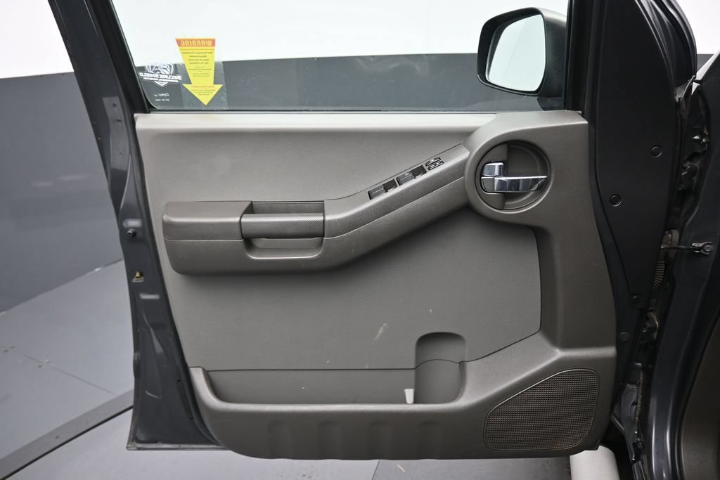 Used 2010 Nissan Xterra X AWD/4WD image 9