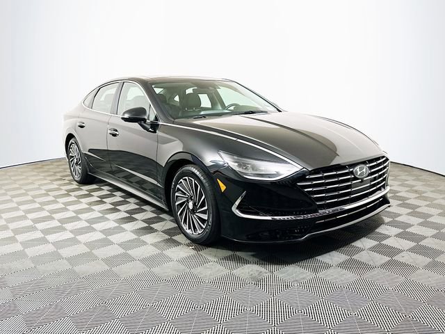 Used 2023 Hyundai Sonata Limited image 1