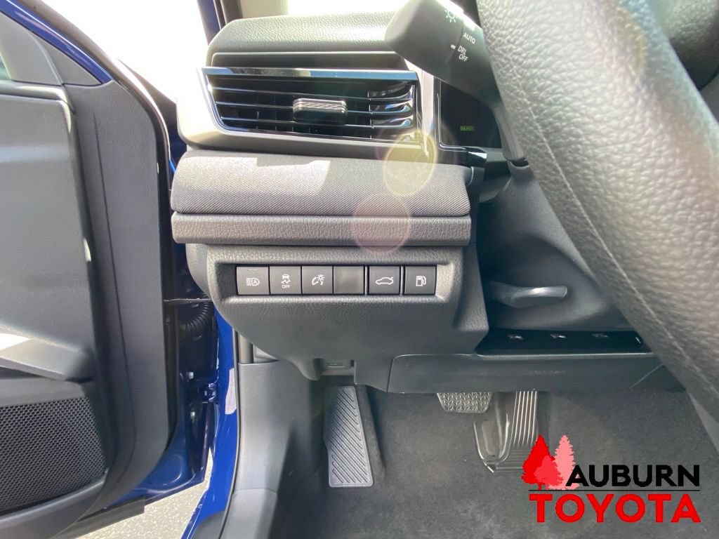 New 2026 Toyota Camry LE FWD image 29