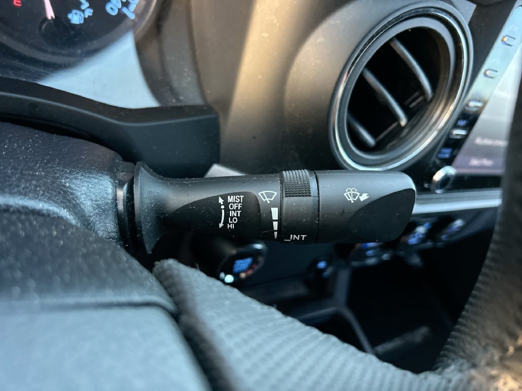 Used 2022 Toyota Tacoma TRD Sport w/ Technology Package RWD image 20