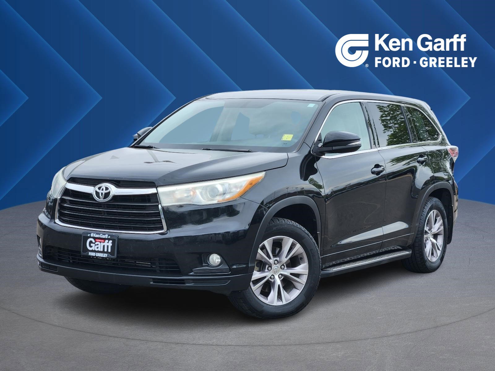 Used 2015 Toyota Highlander Plus AWD/4WD image 1