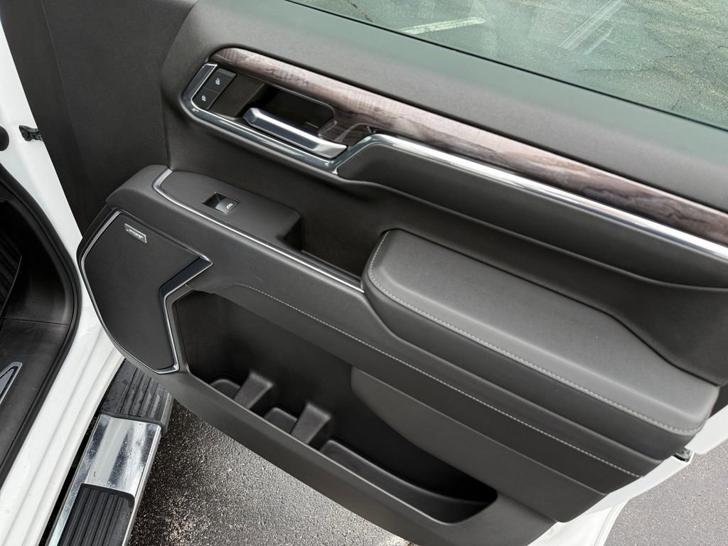 Used 2023 Chevrolet Silverado 1500 LTZ w/ LTZ Premium Package image 22