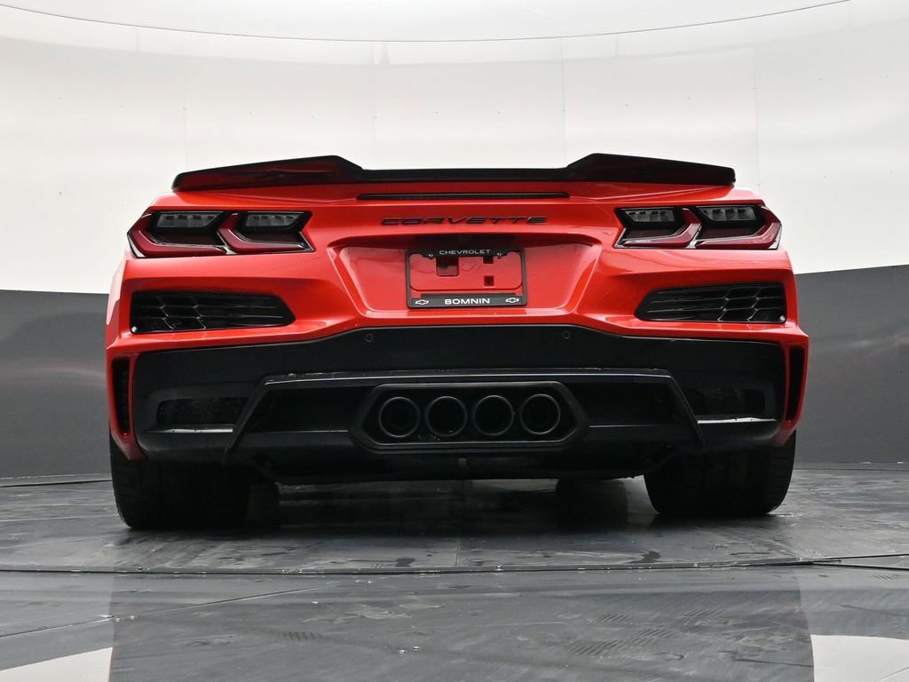 Used 2025 Chevrolet Corvette Z06 image 23