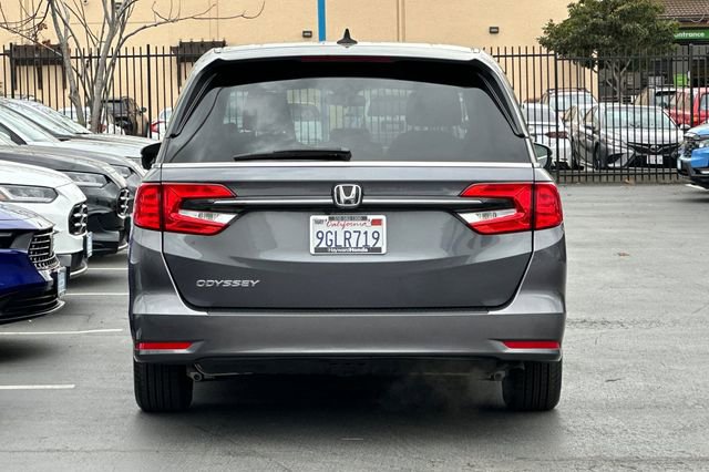 Certified 2023 Honda Odyssey EX image 4