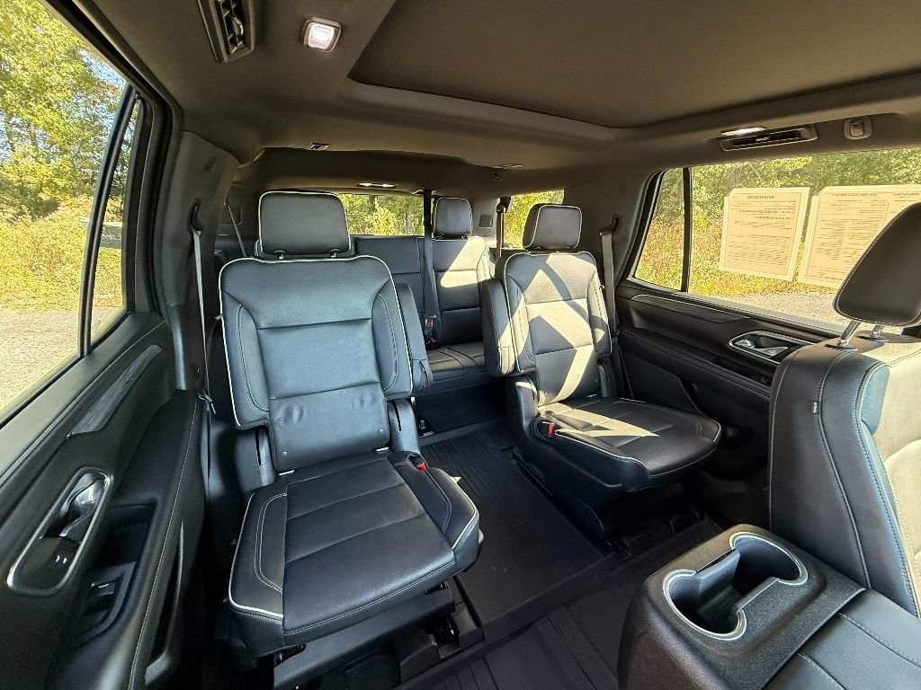 Used 2021 GMC Yukon SLT image 30