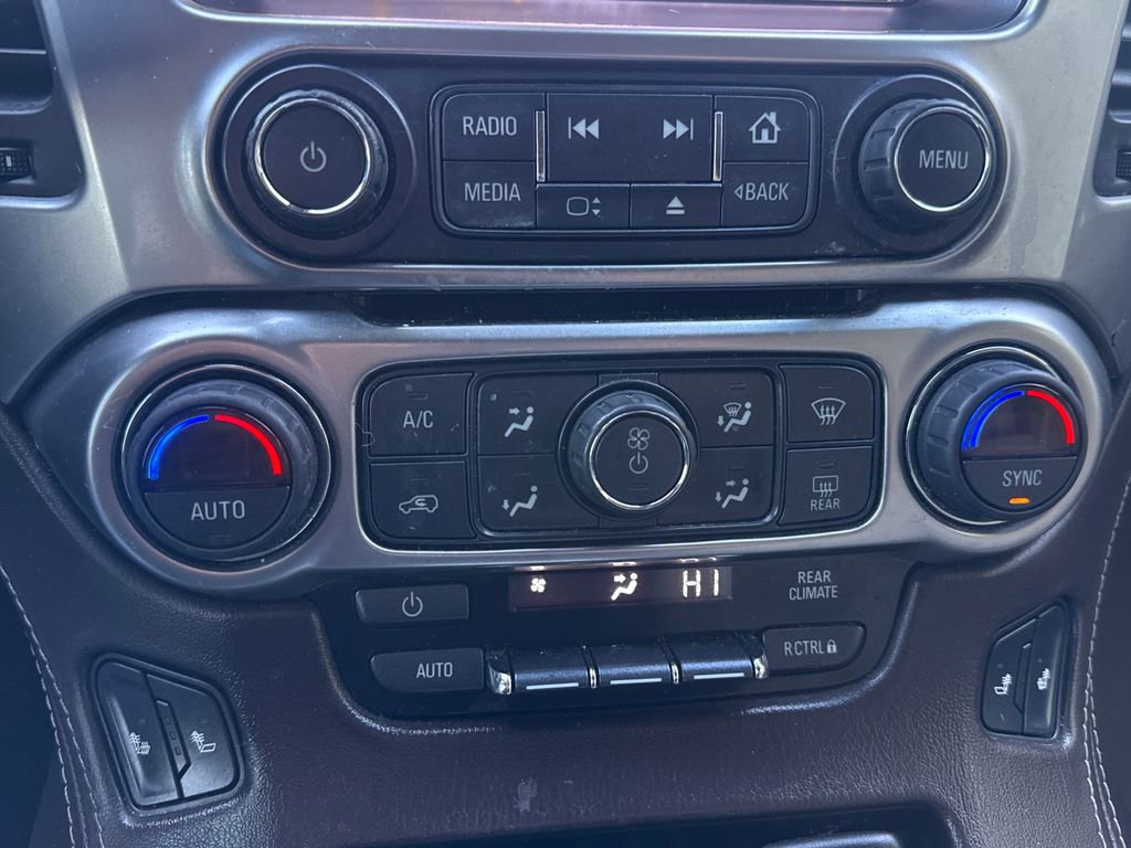 Used 2019 Chevrolet Suburban LT image 29