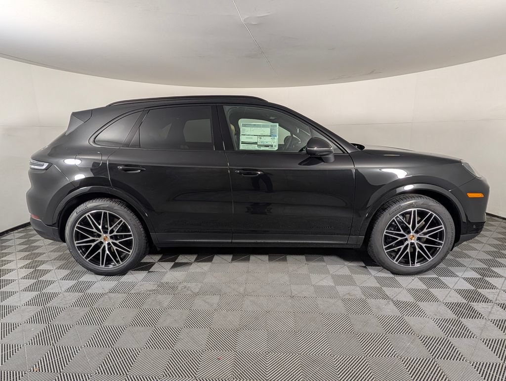 New 2026 Porsche Cayenne AWD/4WD image 8