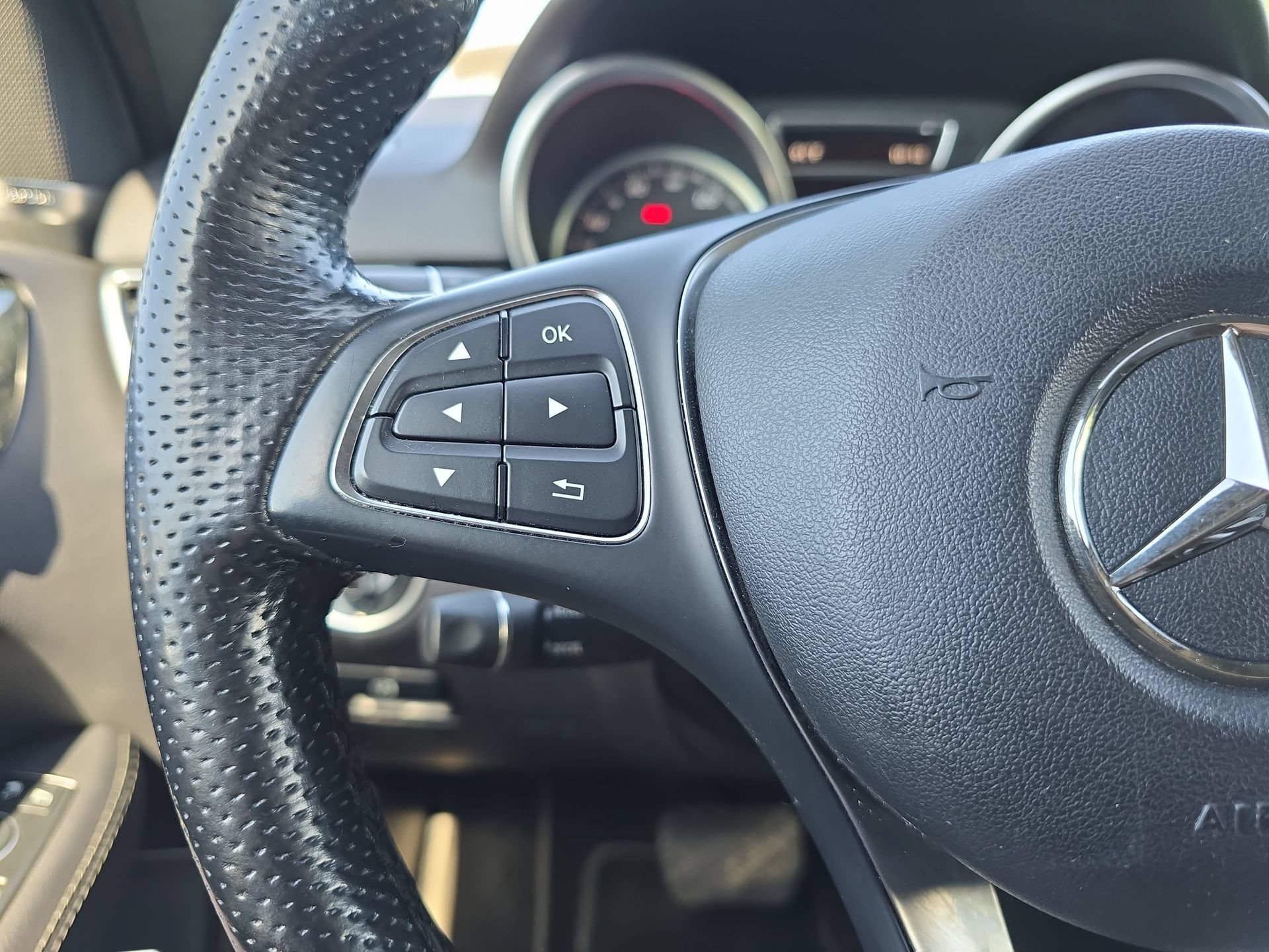 Used 2017 Mercedes-Benz GLE 350 4MATIC image 17