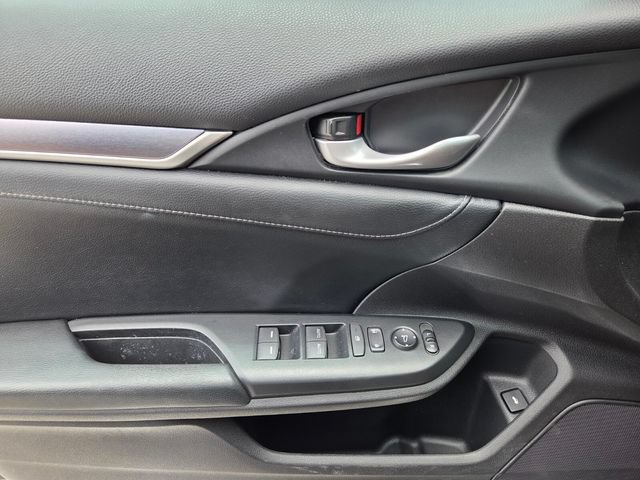 Used 2016 Honda Civic Touring image 21