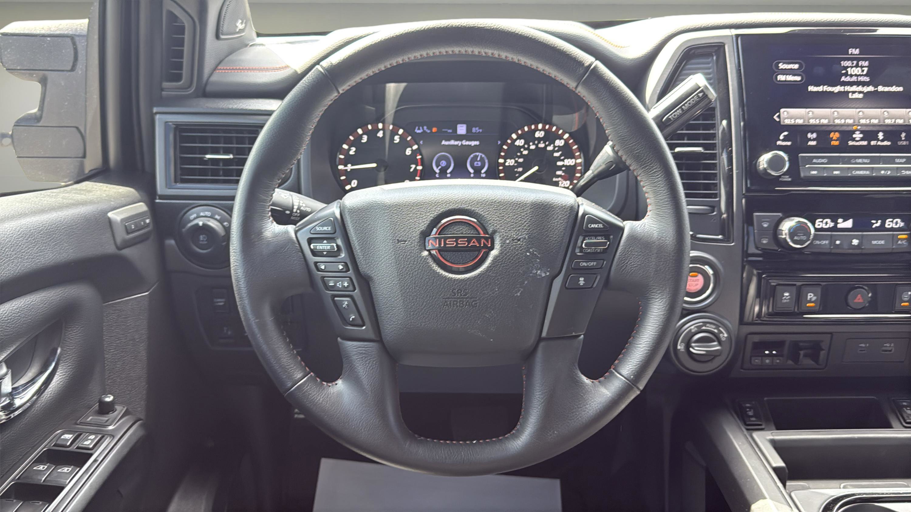 Used 2024 Nissan Titan PRO-4X image 12