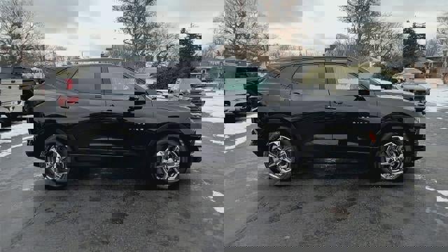 Certified 2025 Chevrolet Blazer LT image 9