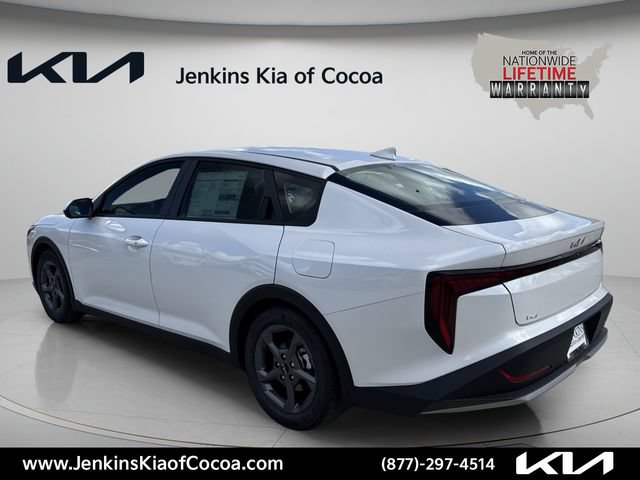 New 2026 Kia K4 FWD image 8