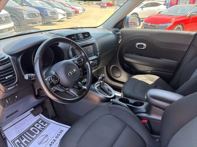 Used 2019 Kia Soul + FWD image 10