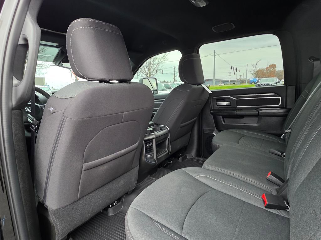 Used 2025 RAM 2500 Big Horn image 32