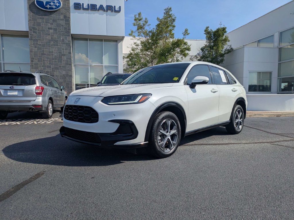 Used 2023 Honda HR-V EX-L image 9