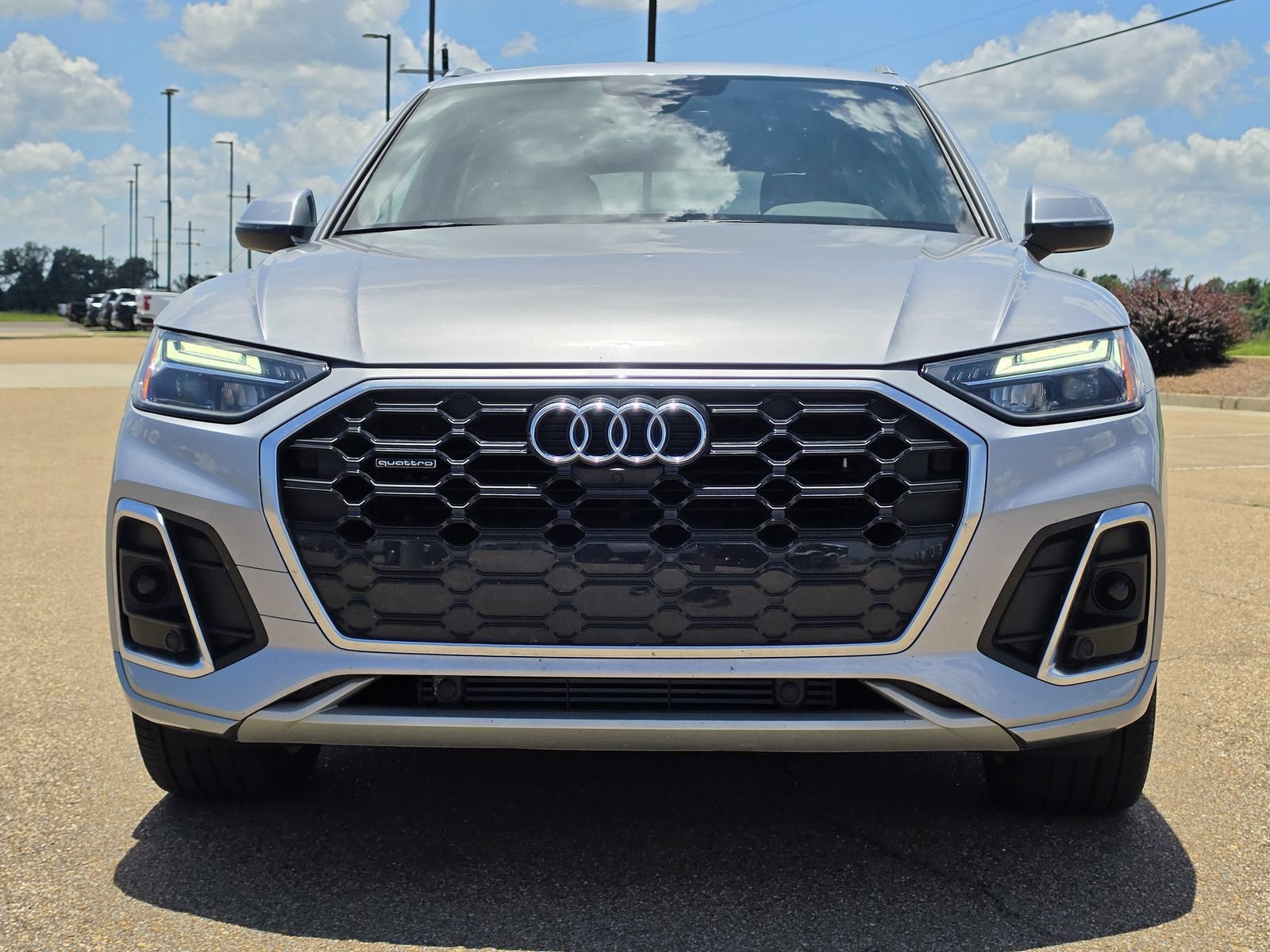 Used 2024 Audi Q5 2.0T Premium Plus AWD/4WD image 2