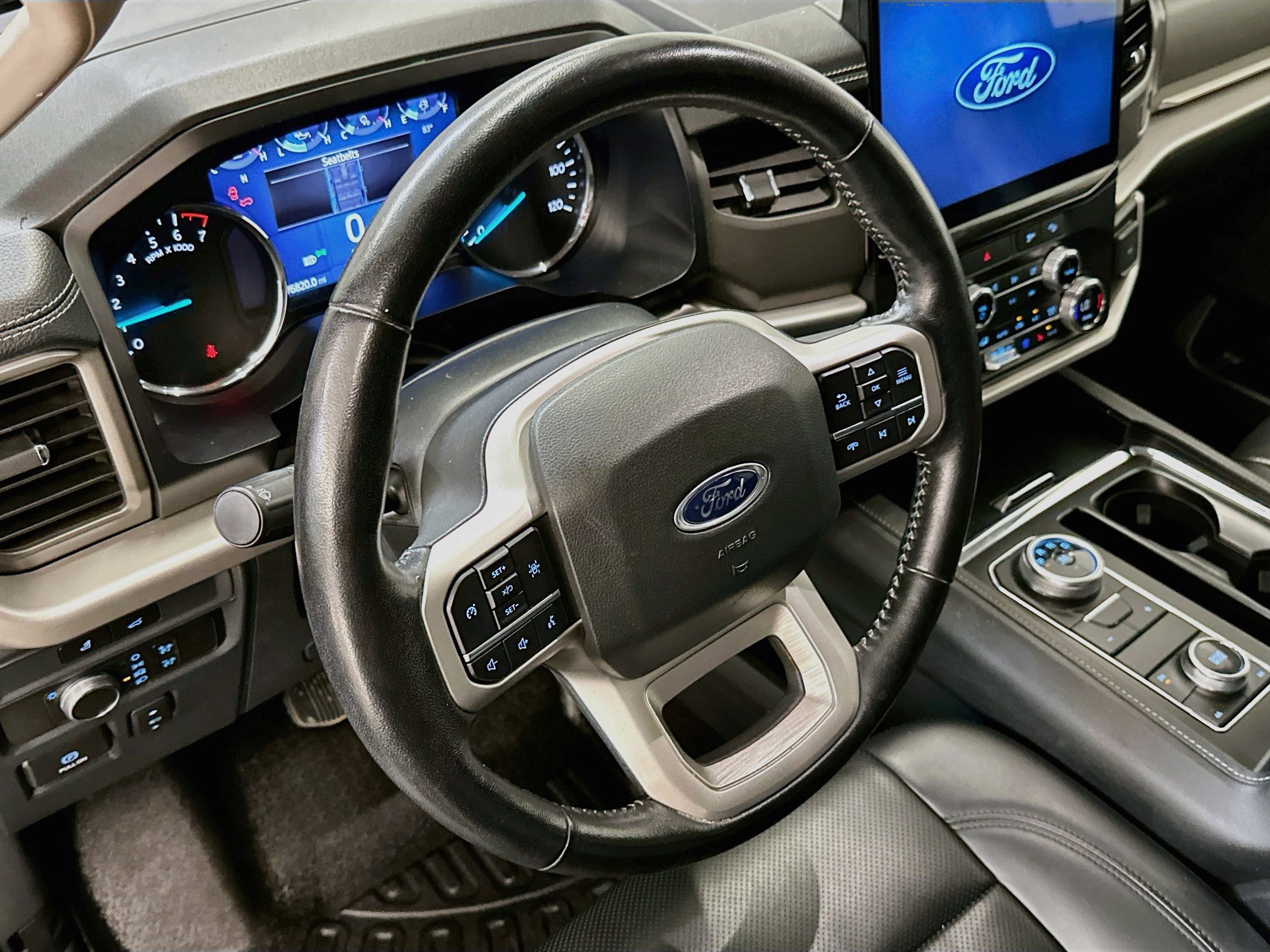 Used 2022 Ford Expedition Max XLT AWD/4WD image 18