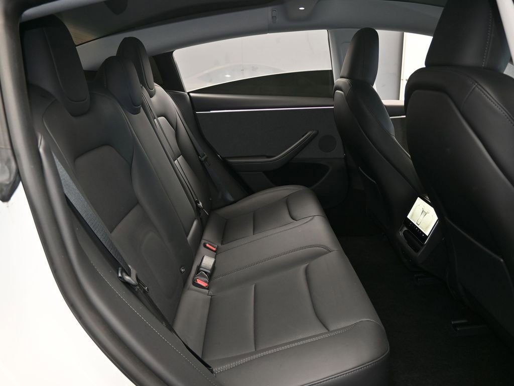 Used 2024 Tesla Model 3 Standard Range image 36