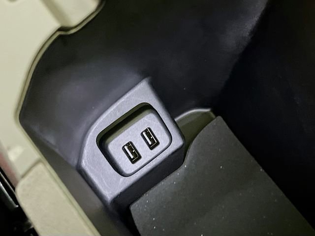 Used 2023 GMC Terrain SLT w/ Infotainment Package II image 37