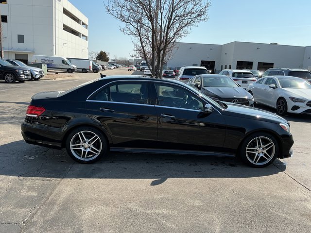 Used 2015 Mercedes-Benz E 350 4MATIC Sedan image 3