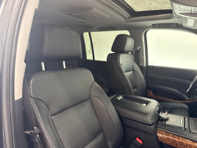 Used 2019 Chevrolet Suburban Premier AWD/4WD image 16