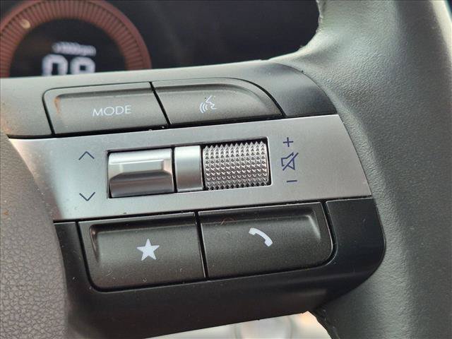 Used 2024 Hyundai Kona SEL FWD image 13