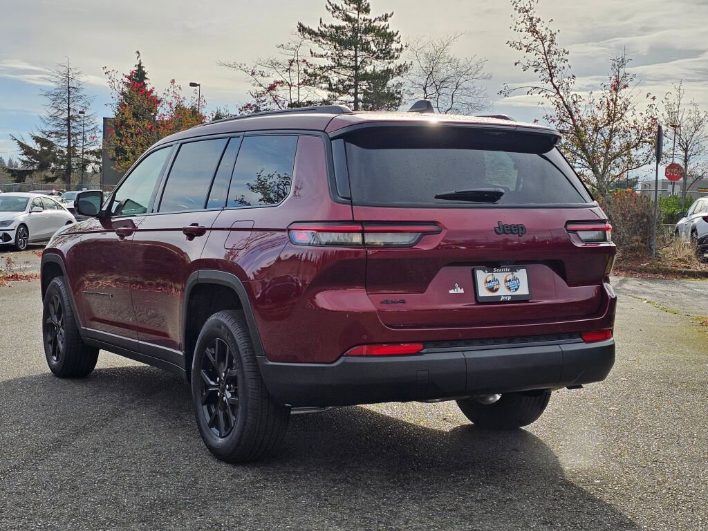 New 2025 Jeep Grand Cherokee L Altitude image 6