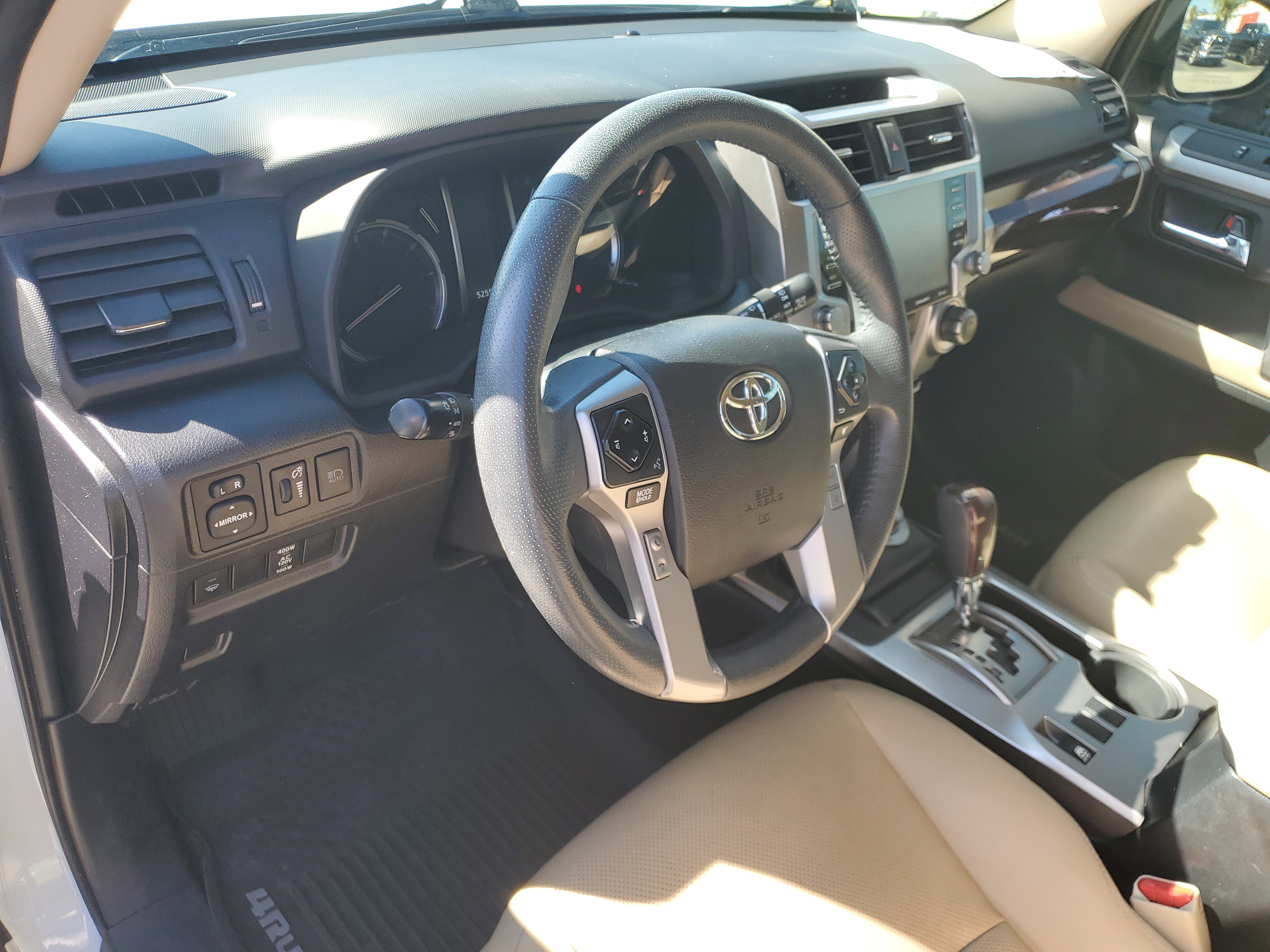 Used 2020 Toyota 4Runner 4WD image 12
