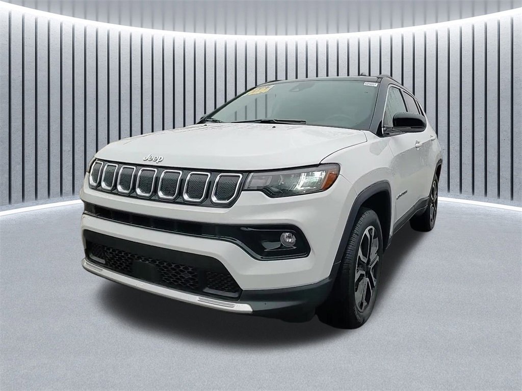 Used 2022 Jeep Compass Limited image 7