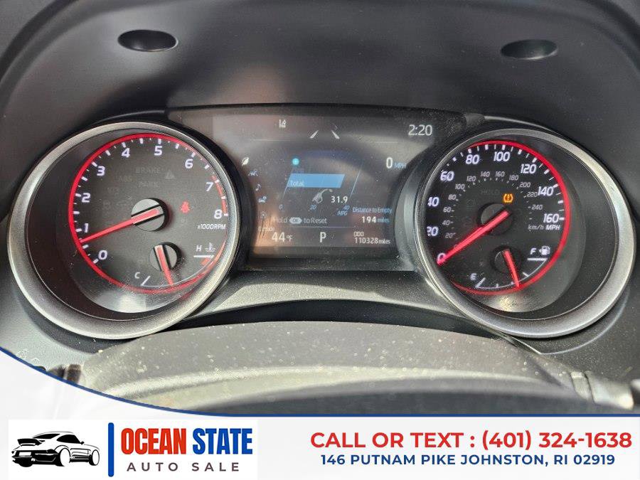 Used 2022 Toyota Camry XSE image 19