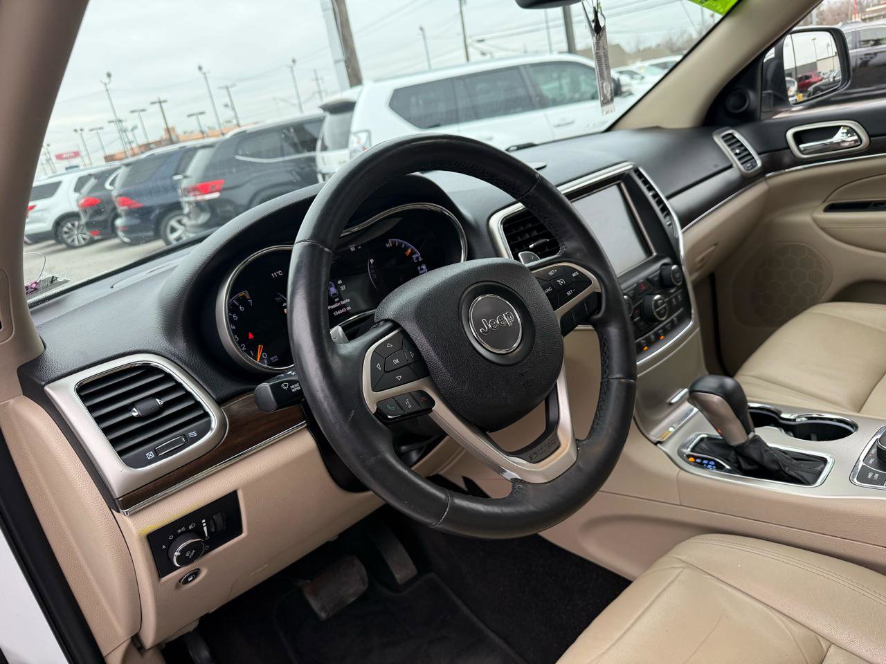 Used 2017 Jeep Grand Cherokee Limited w/ Trailer Tow Group IV image 10