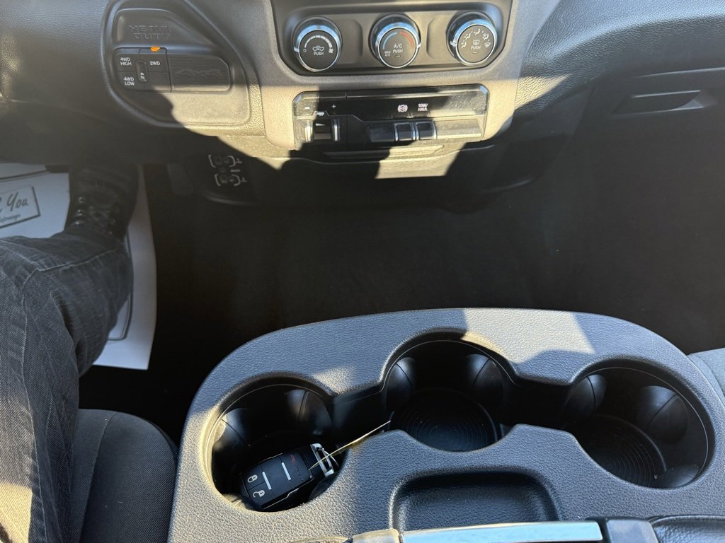 Used 2020 RAM 3500 Big Horn image 13