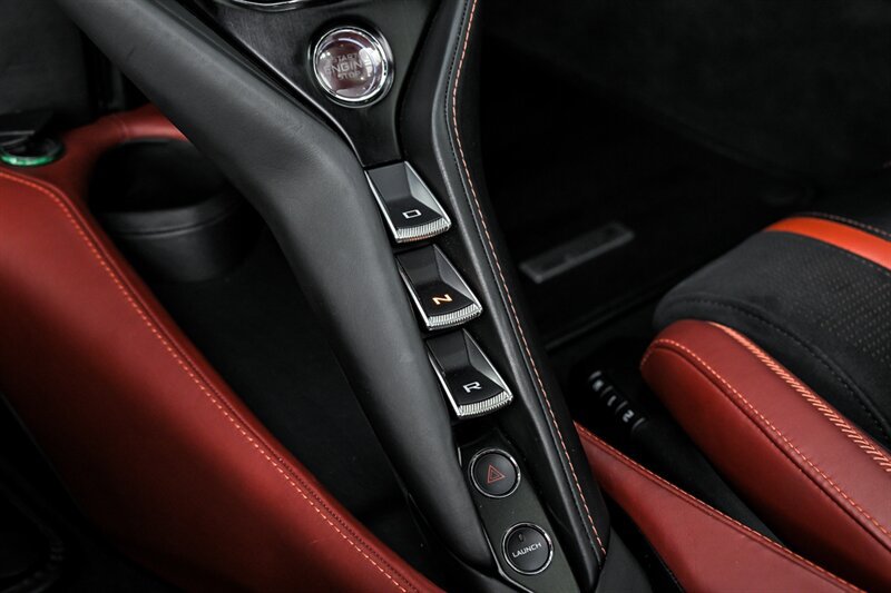 Used 2018 McLaren 720S RWD image 31
