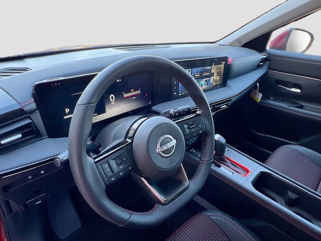 New 2025 Nissan Kicks SR w/ SR Premium Package AWD/4WD image 7