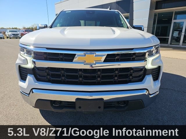 Used 2022 Chevrolet Silverado 1500 LT AWD/4WD image 2