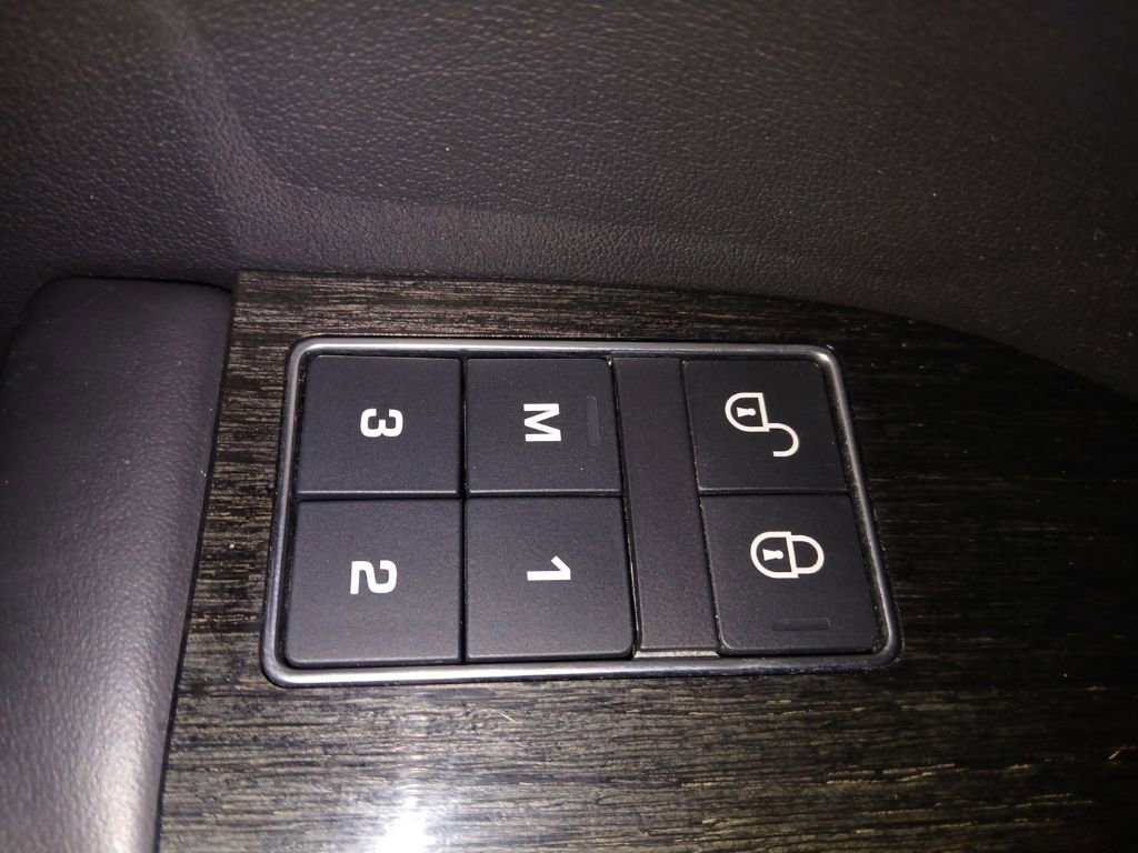 Used 2019 Land Rover Range Rover Sport HSE image 21