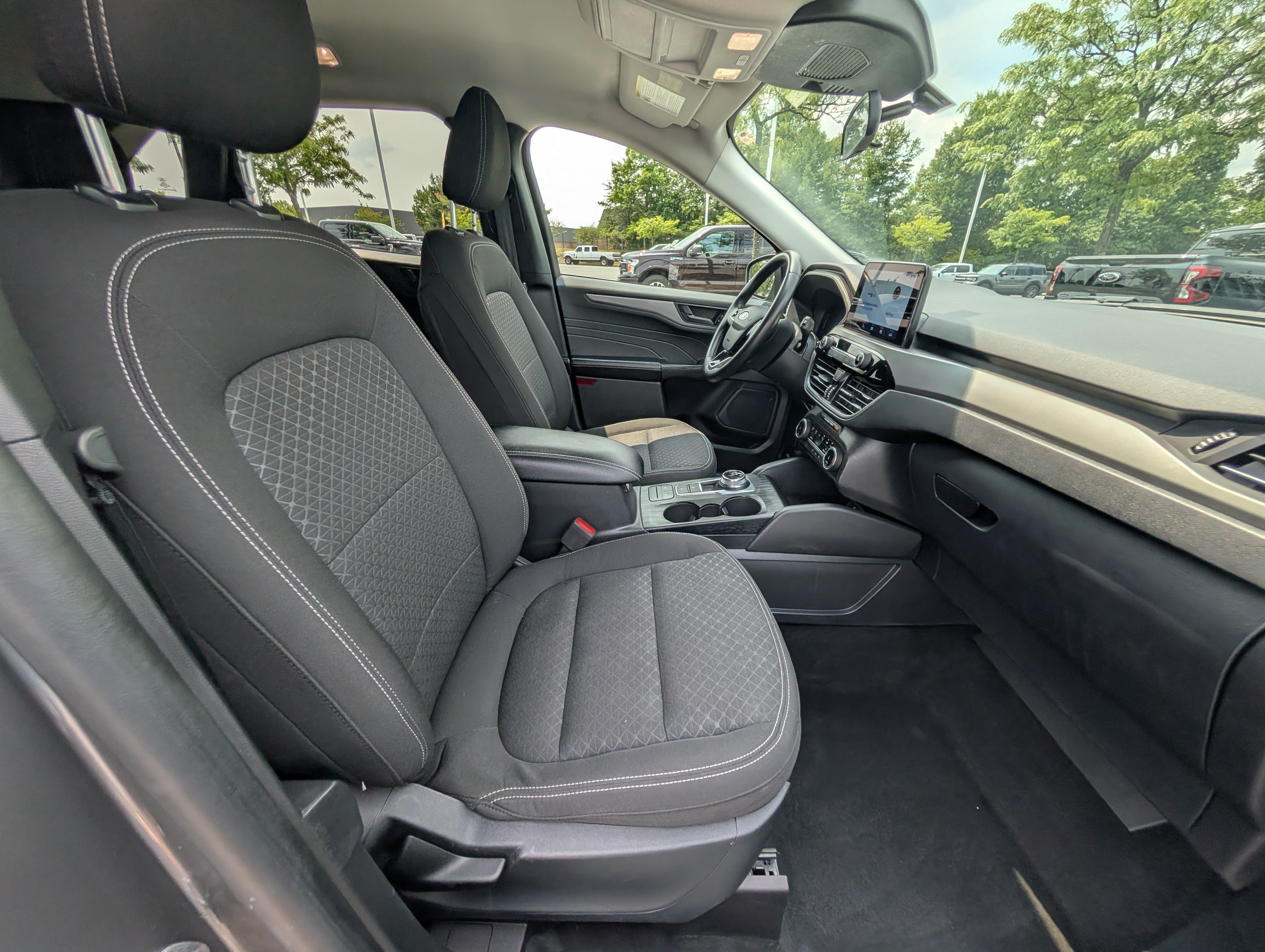 Certified 2024 Ford Escape Active AWD/4WD image 10