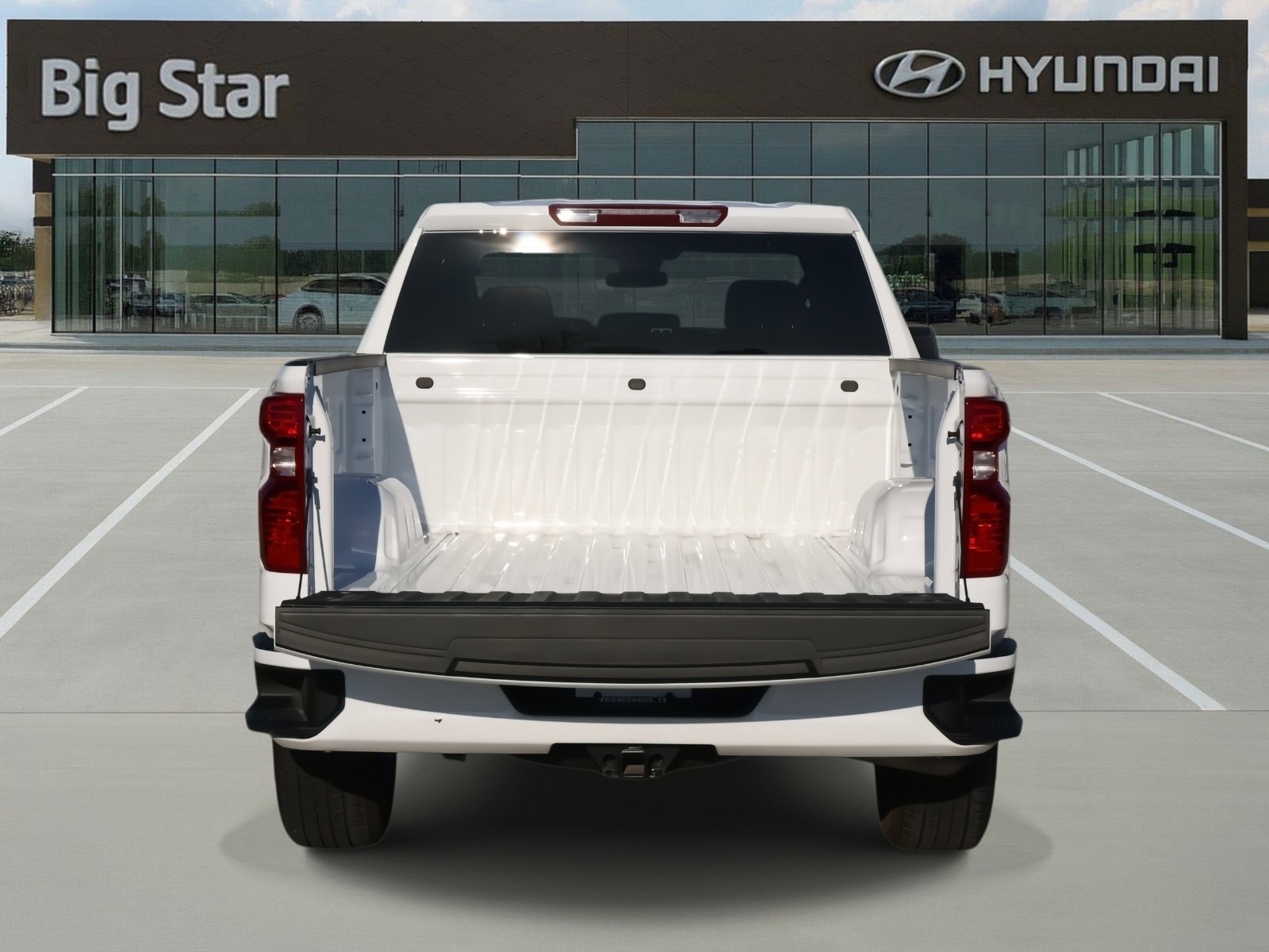 Used 2025 Chevrolet Silverado 1500 Custom image 8