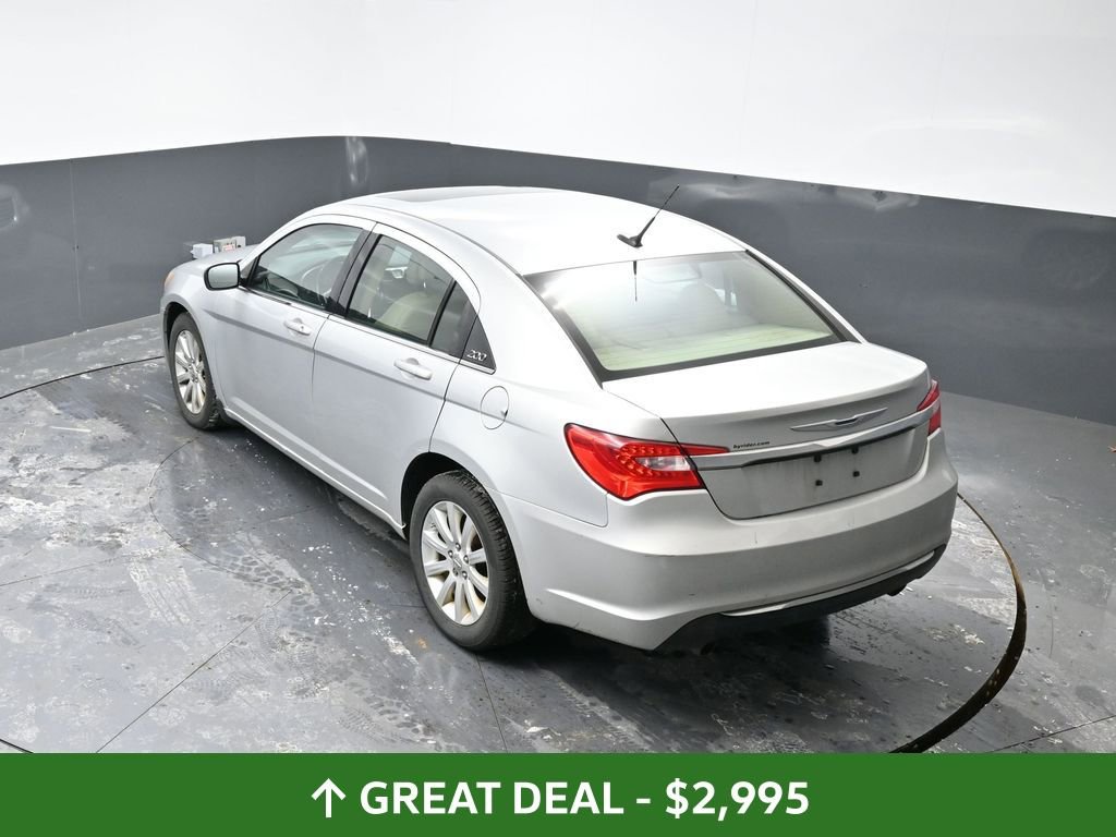 Used 2011 Chrysler 200 Touring image 20