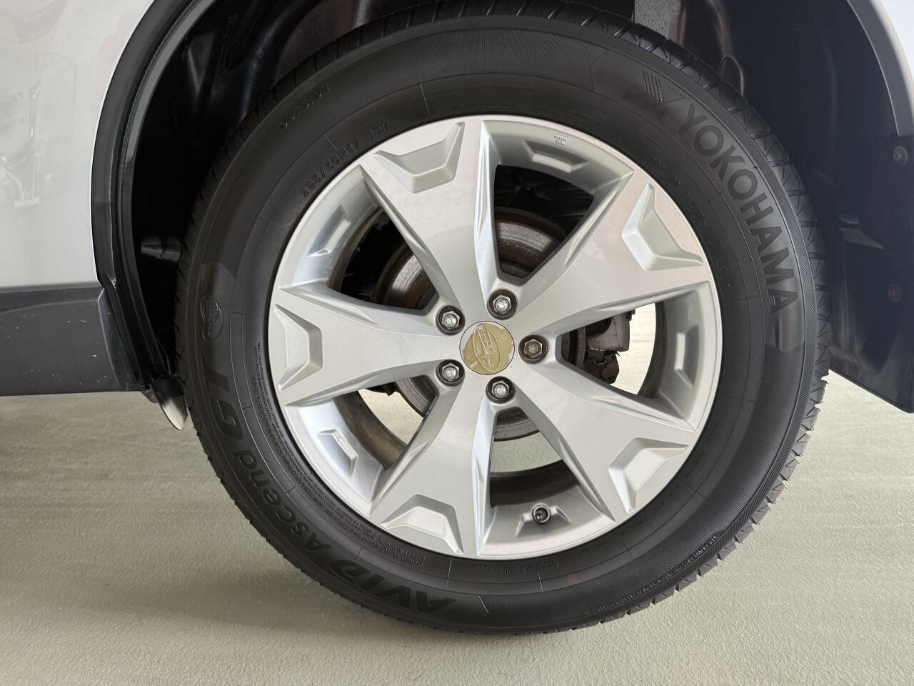 Used 2015 Subaru Forester 2.5i Limited image 32