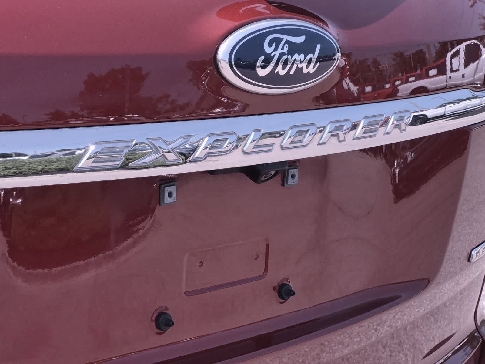 Used 2015 Ford Explorer Limited FWD image 13