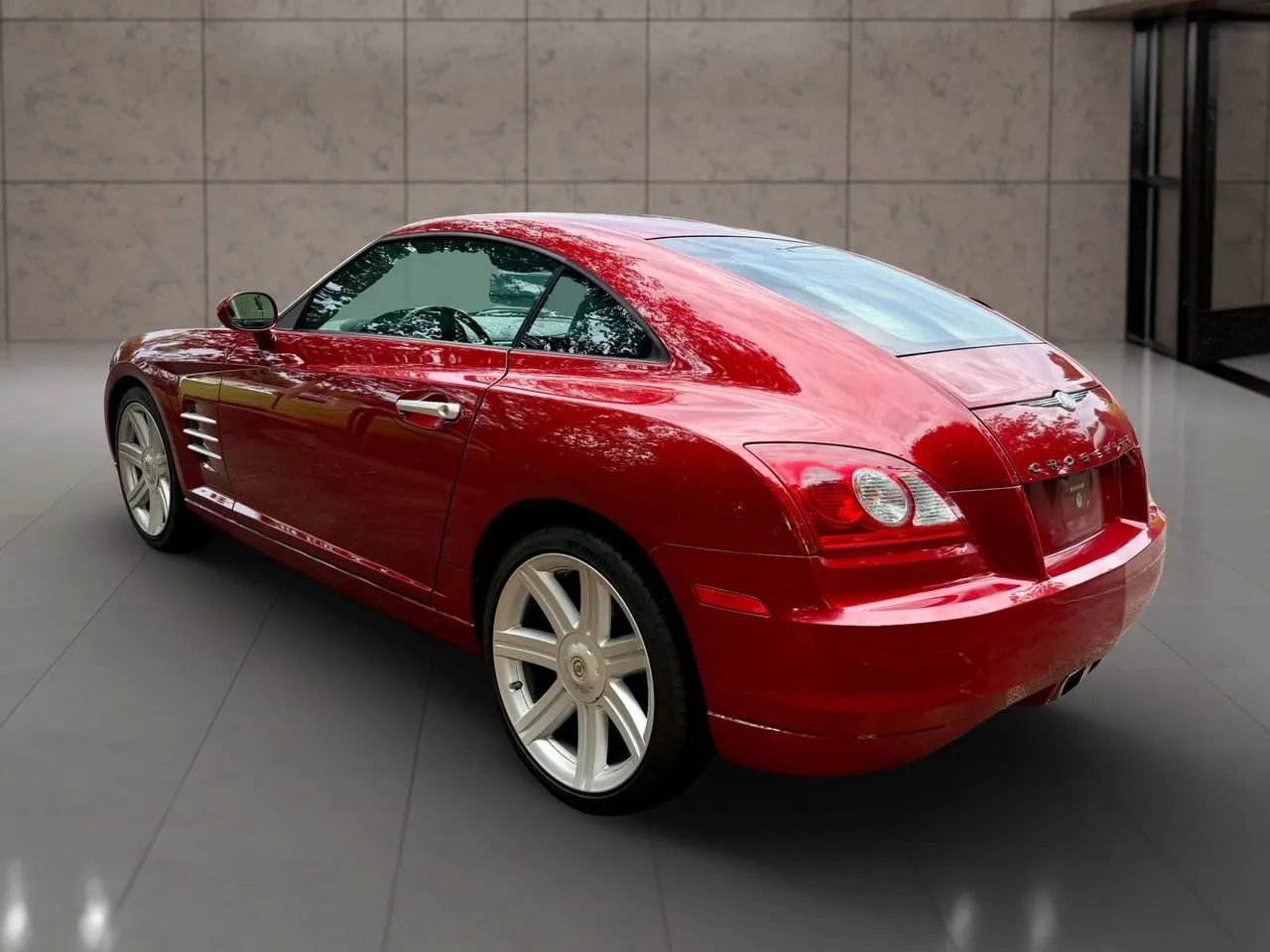 Used 2004 Chrysler Crossfire Coupe RWD image 4