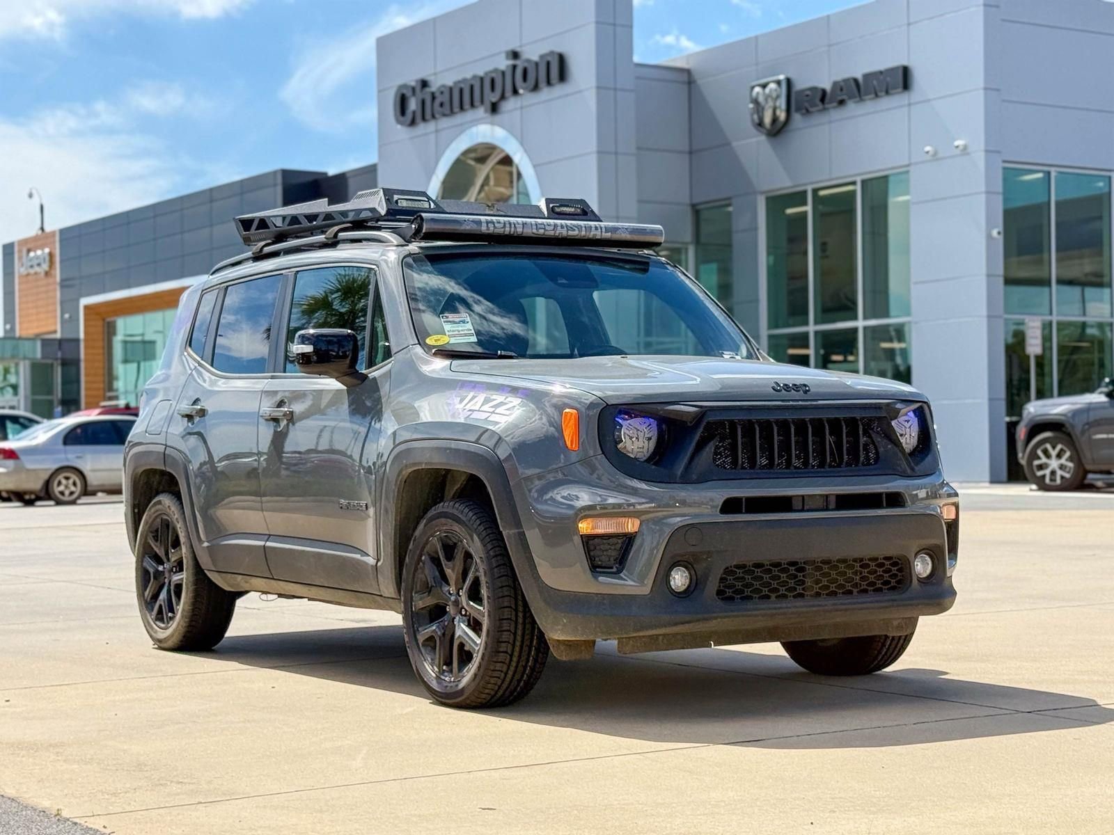 Used 2022 Jeep Renegade Altitude w/ Convenience Group image 1