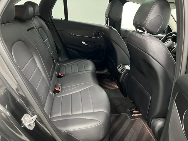 Used 2021 Mercedes-Benz GLC 300 4MATIC image 51