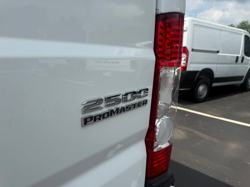 New 2026 RAM ProMaster 2500 w/ Convenience Group FWD image 31